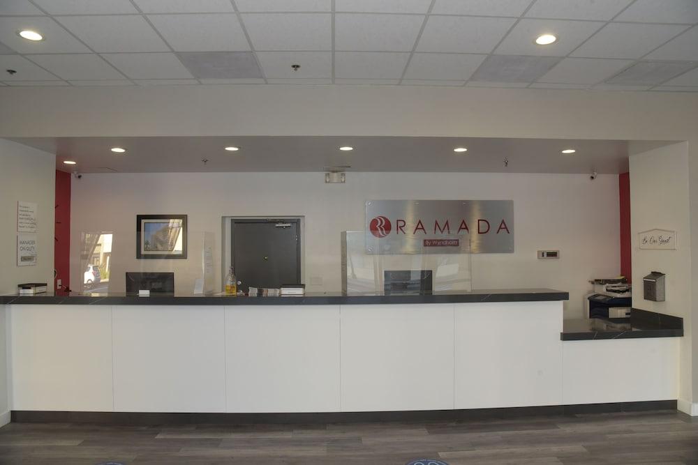 Ramada By Wyndham San Diego National City Exterior foto